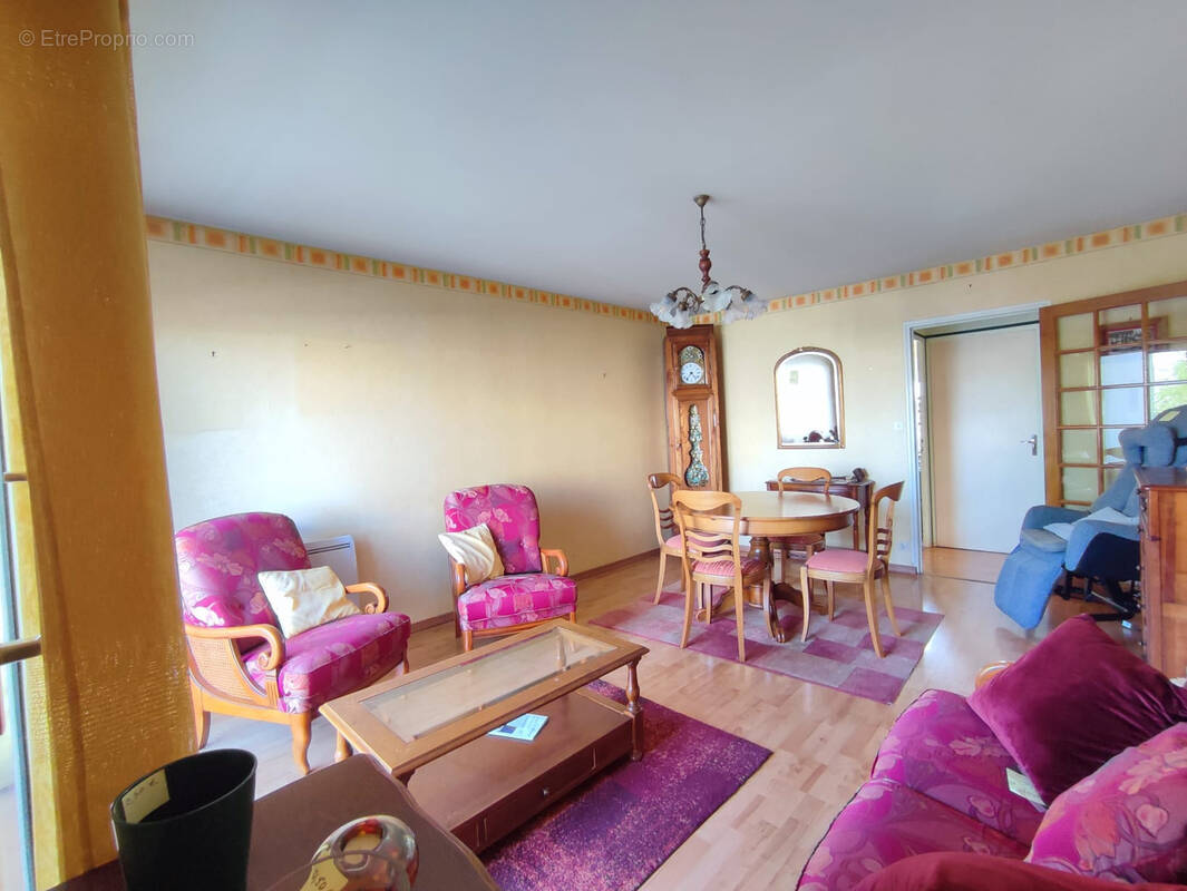 Appartement à LAMBALLE