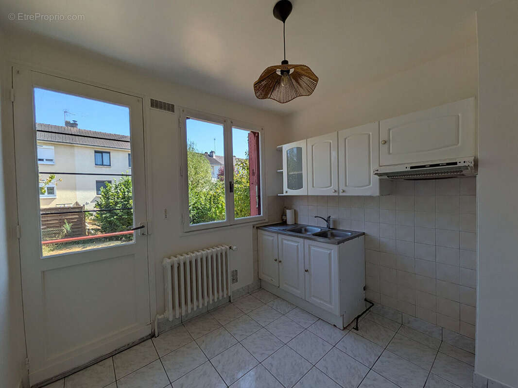 ? TAVERNY ? Maison familiale 4 pièces de 69 m² avec jardin, sous-sol total et 3 chambres - photo 7