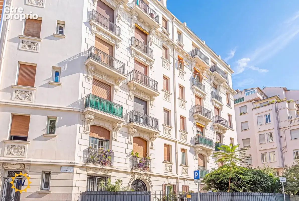 Nice centre - dernier etage avec terrasse - photo 11