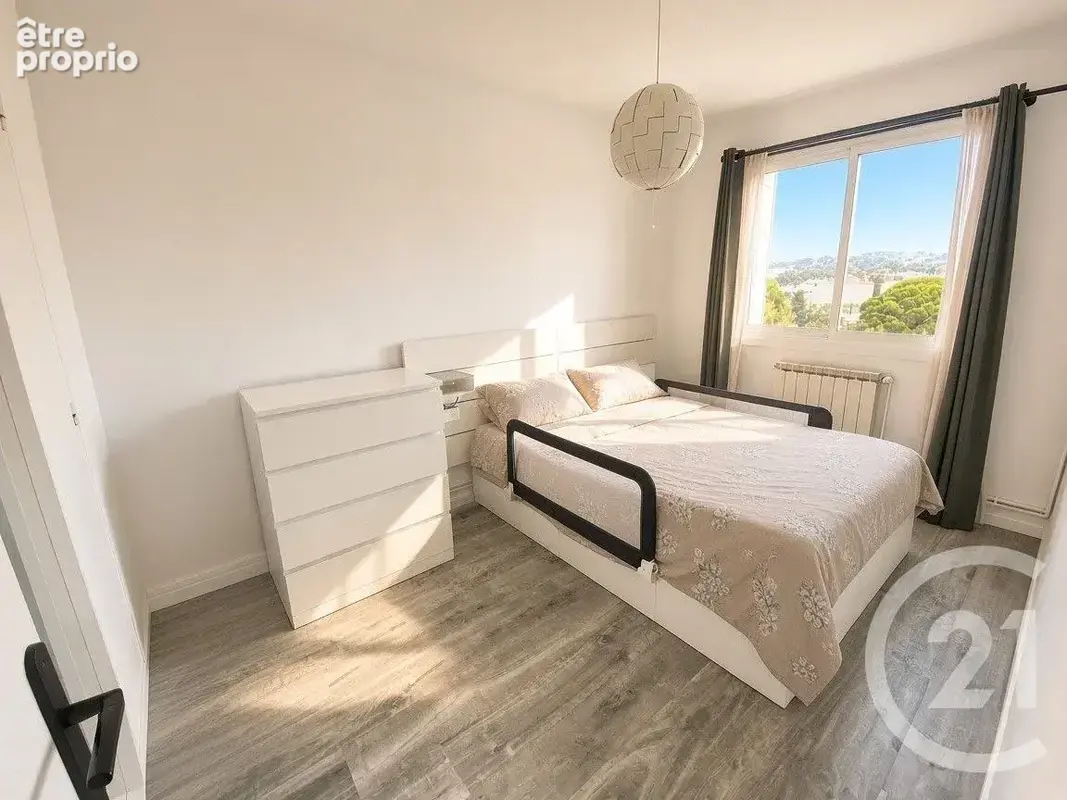Appartement 57 m² à Toulon  - photo 8