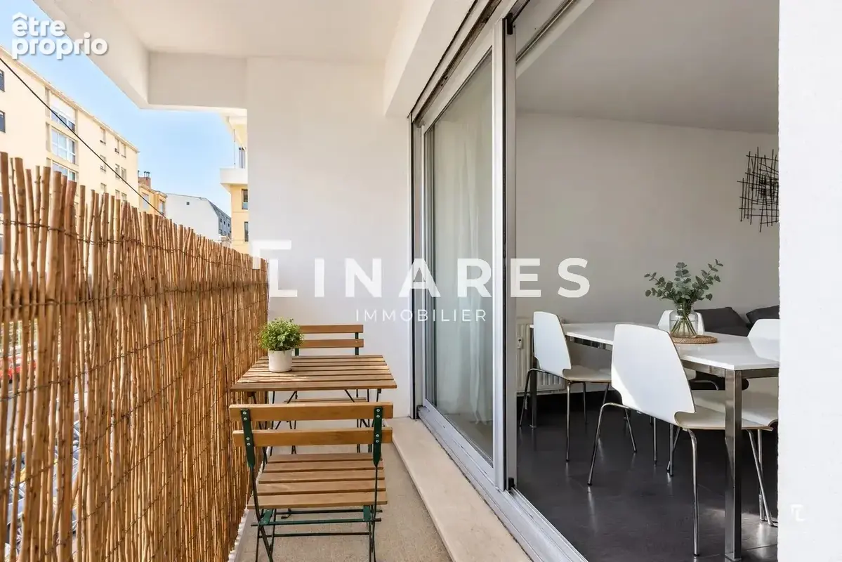 Appartement à MARSEILLE-6E