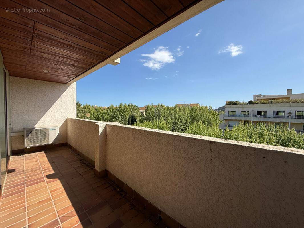 Appartement à HYERES