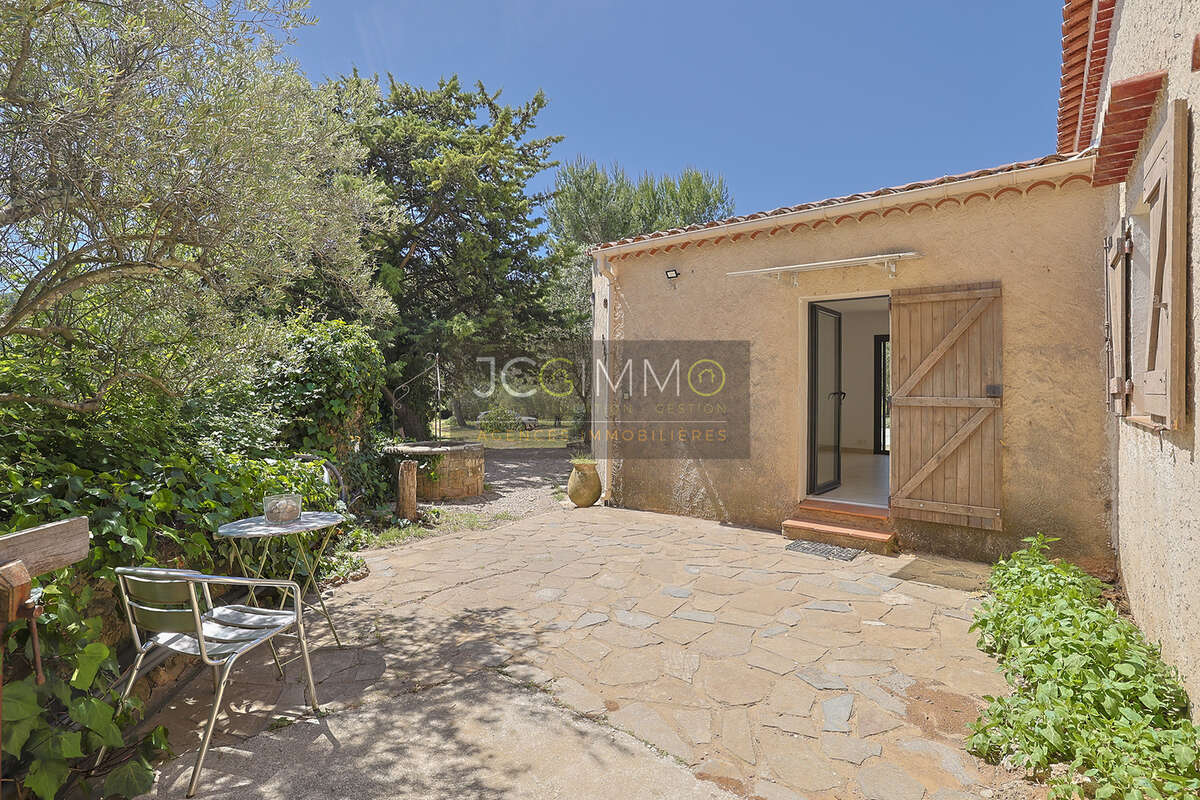 Maison à CUERS