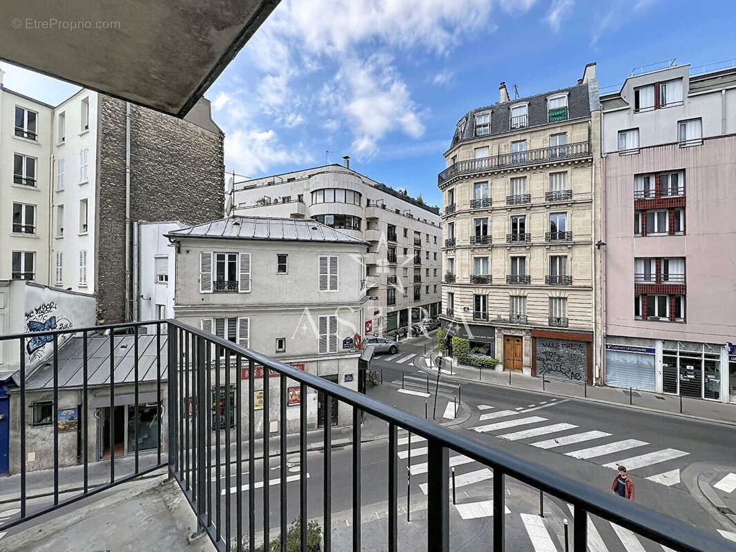 Appartement à PARIS-14E