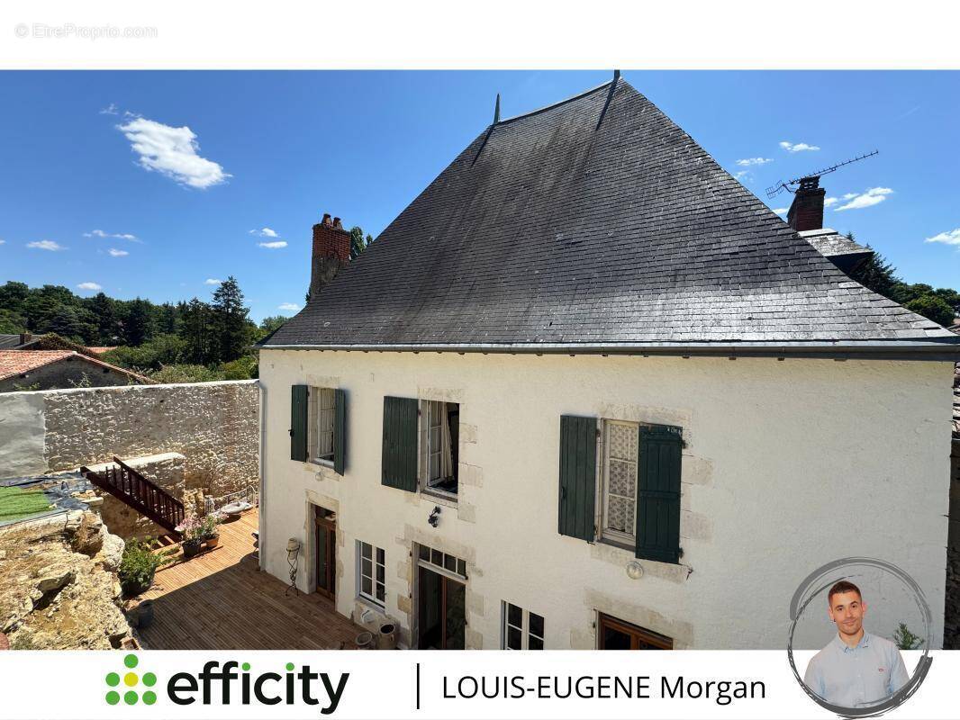 Maison à CHARROUX