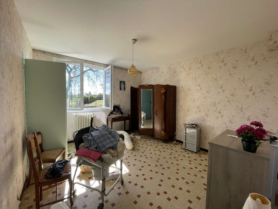 Maison à CAHUZAC-SUR-ADOUR