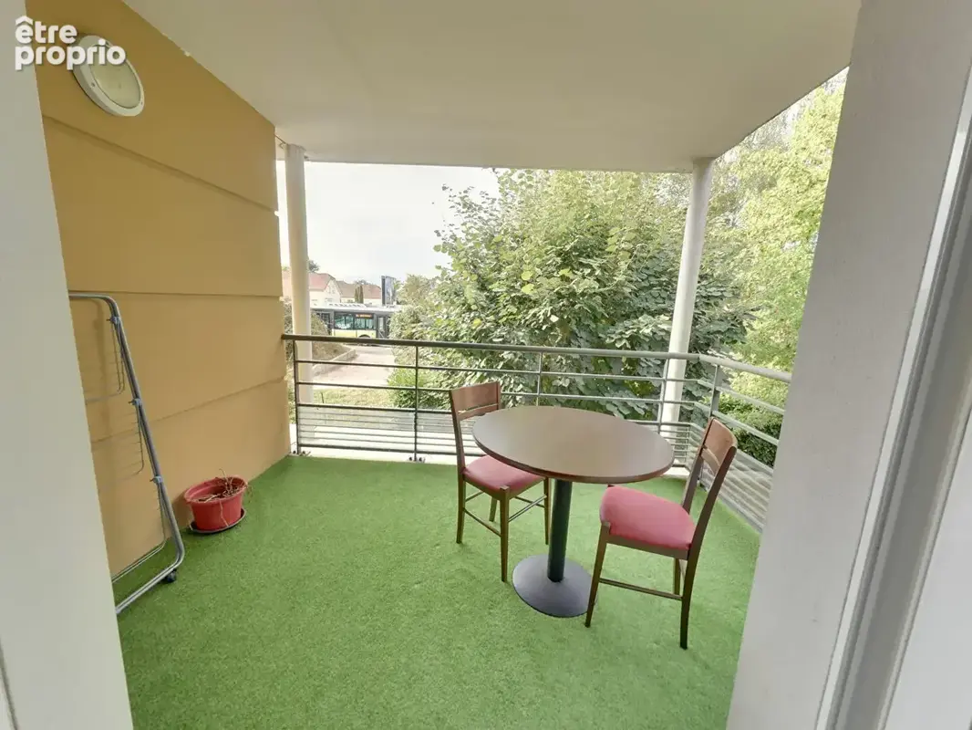 Est de PAU, Haut d'IDRON Appartement récent 2 pièces Meublé avec Terrasse SUD et Parking privé couvert et sécurisé - photo 1