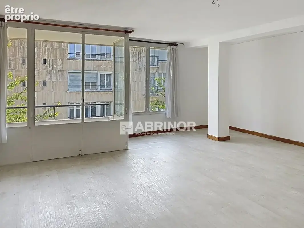 Hyper centre - appartement 86m² avec parking - photo 6