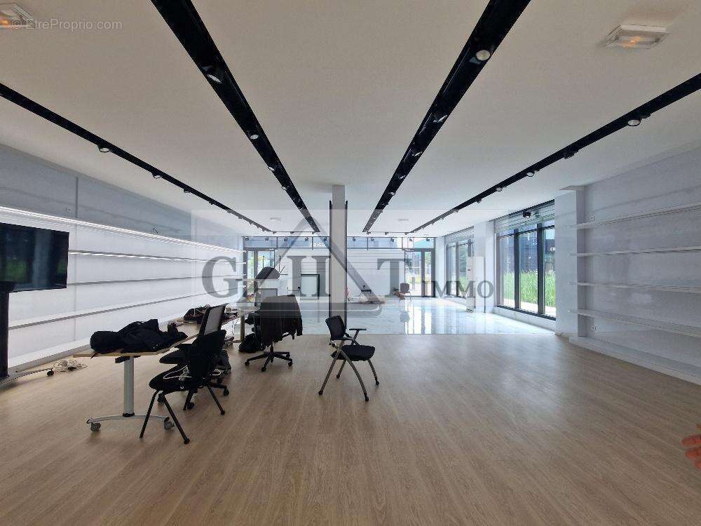 A vendre 593 m²  entrepot bureaux a tremblay en france - photo 10