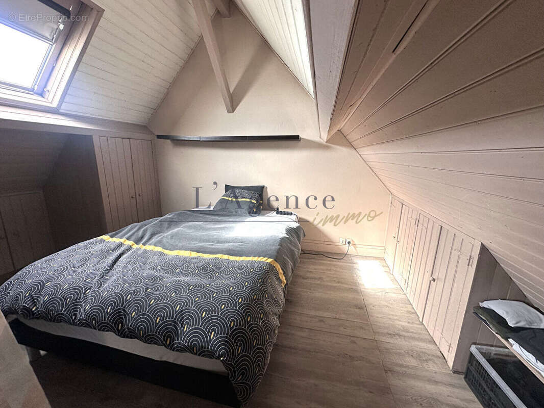 Appartement à VILLERS-SOUS-SAINT-LEU
