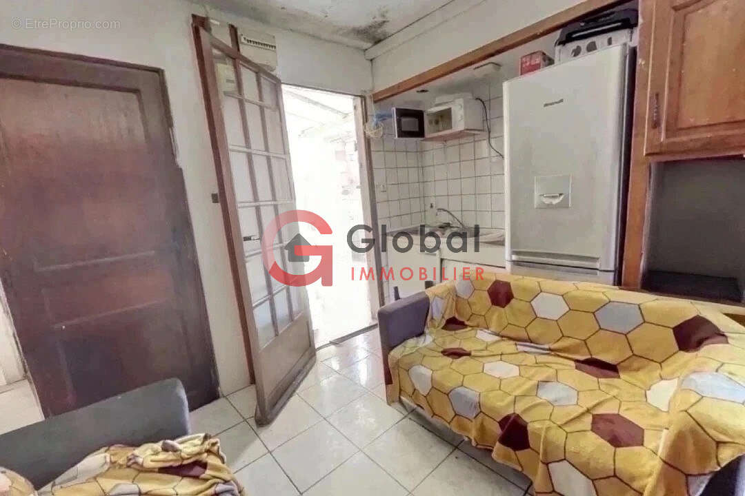 Appartement à MARSEILLE-3E