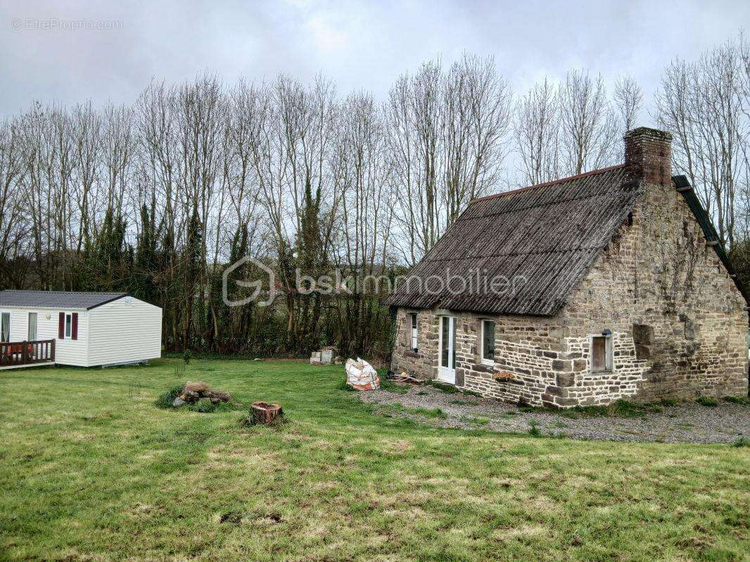 Maison à VILLEDIEU-LES-POELES