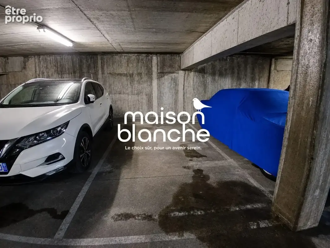 Parking 4 m² à Parthenay  - photo 3