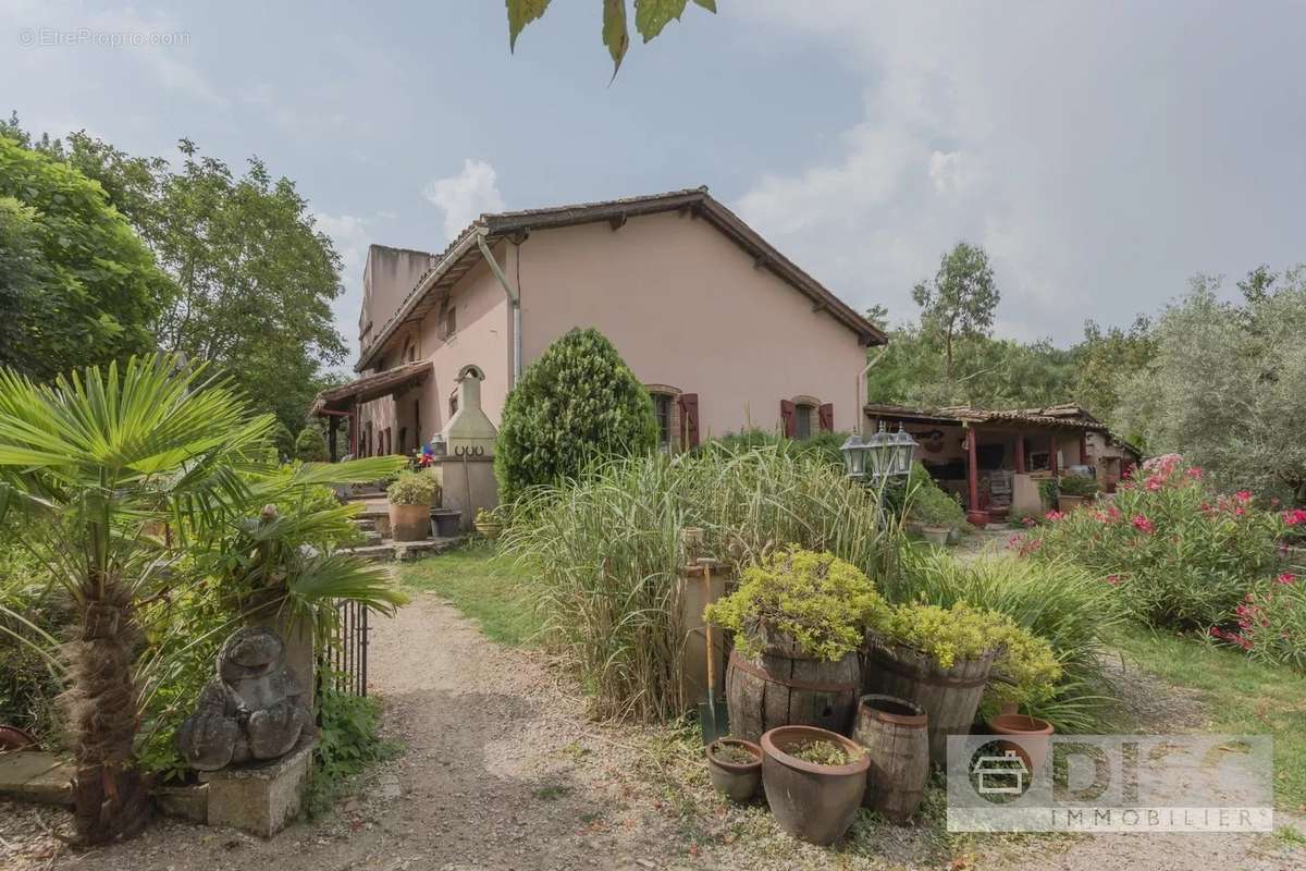 Maison à VERLHAC-TESCOU