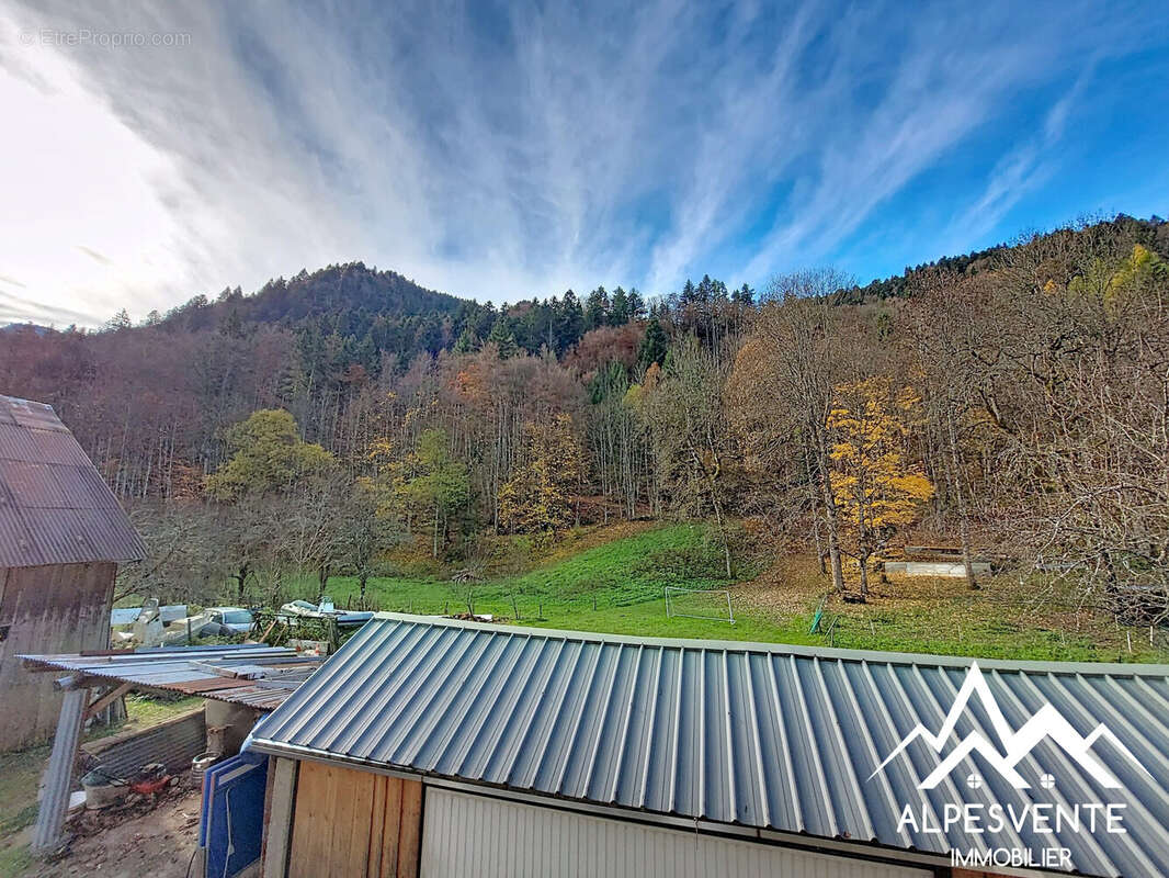 Appartement à VAILLY