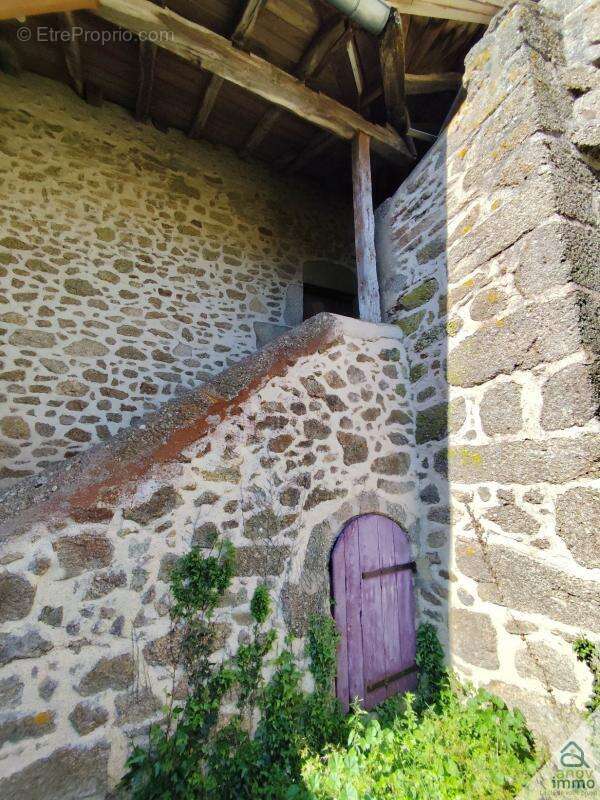 Appartement à SAINT-JUNIEN