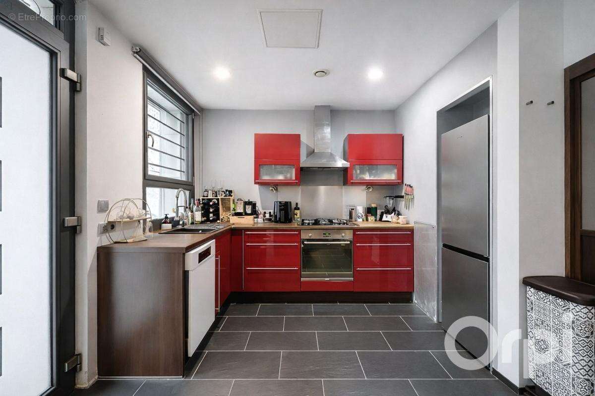 Appartement À Vendre - photo 3