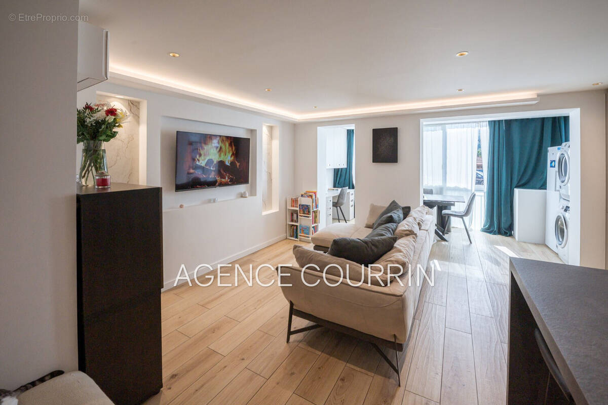 Appartement à PEGOMAS