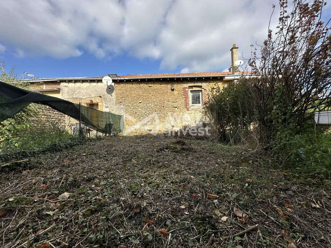 Maison à MARGUT