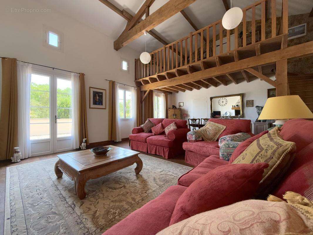 Maison à SAINT-ROMAIN