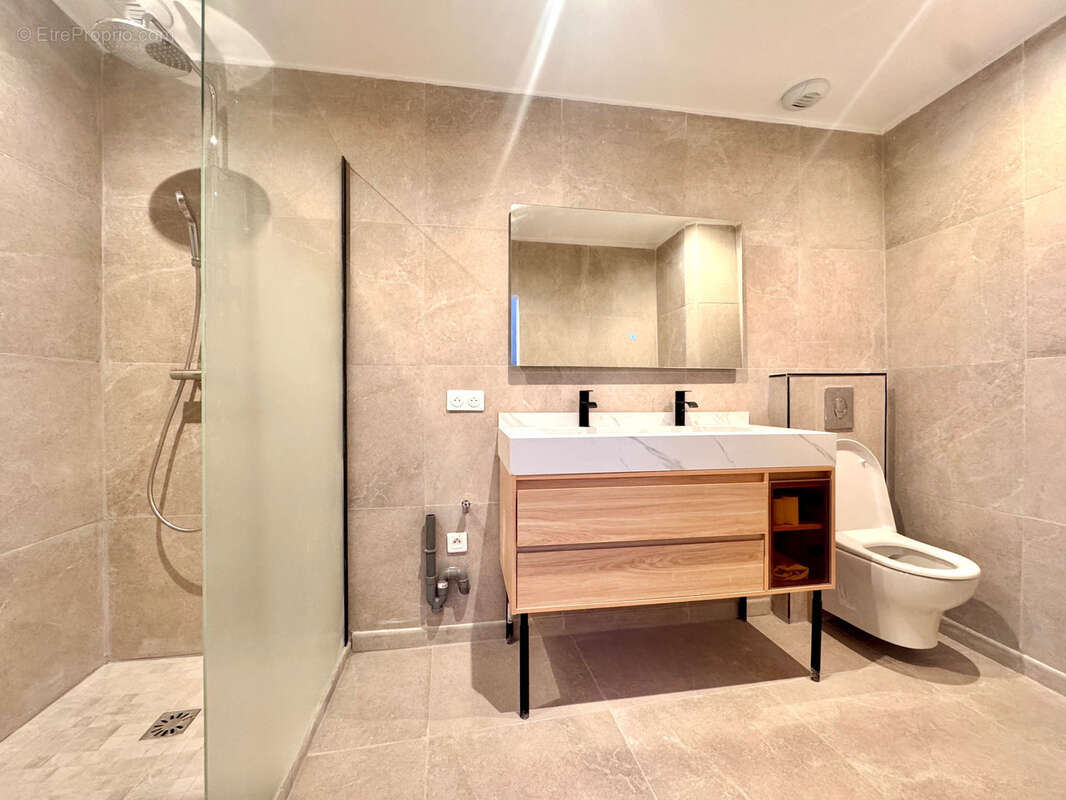 Appartement à VAISON-LA-ROMAINE
