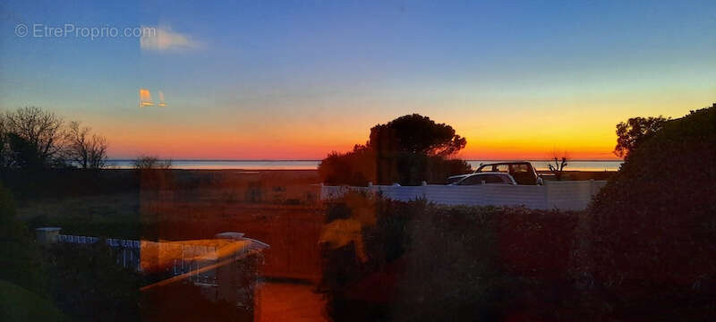 Maison à MORTAGNE-SUR-GIRONDE
