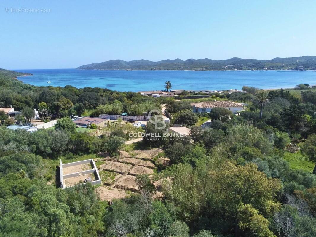 Terrain à BONIFACIO