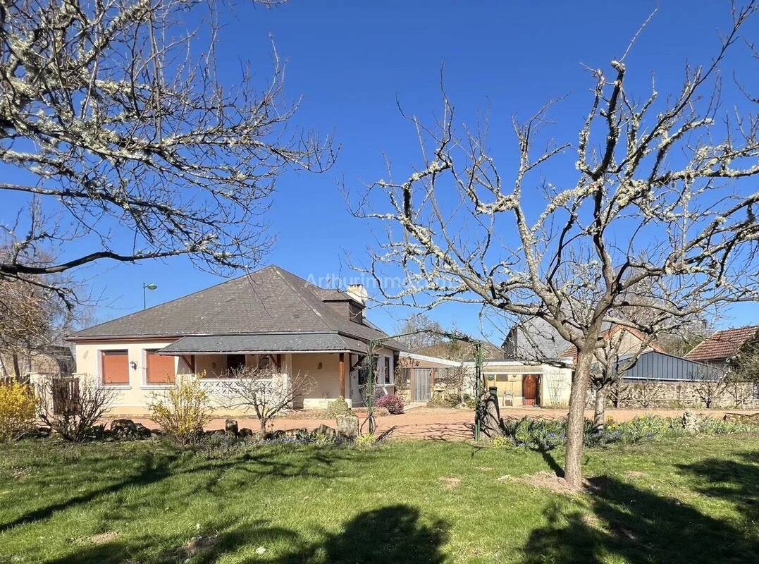 Maison à ALLIGNY-EN-MORVAN