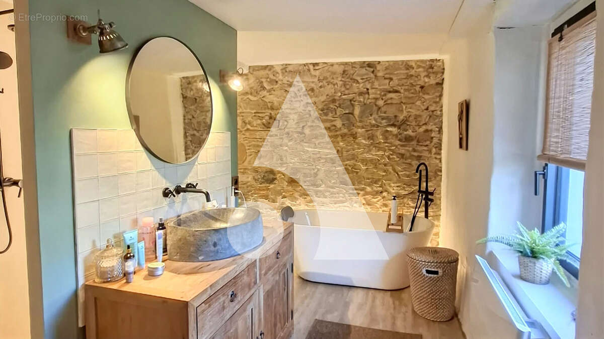 Maison à SAINT-MARTIN-DE-SEIGNANX