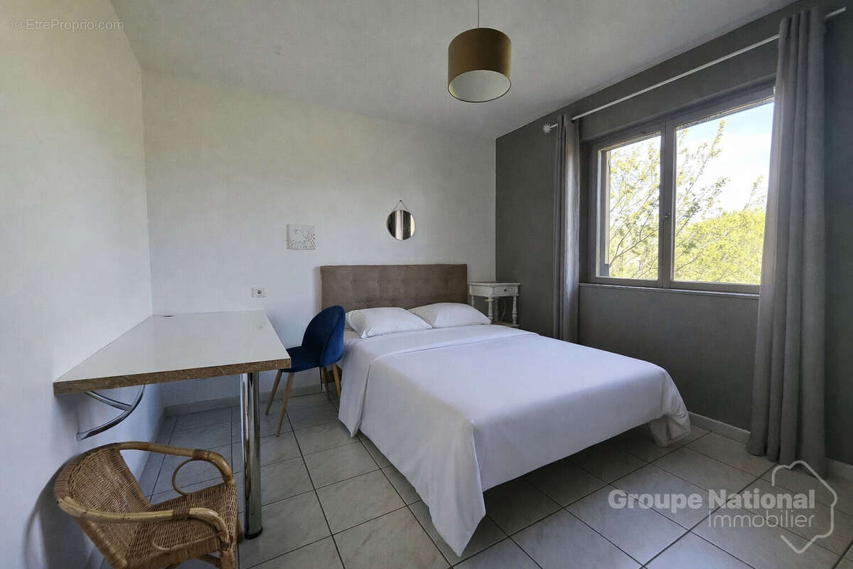 Maison de plain pied avec piscine - photo 9