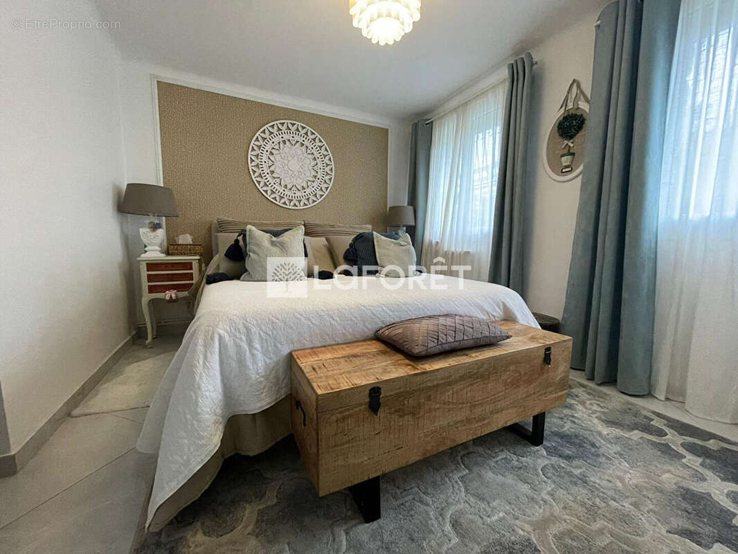 Maison à ORMESSON-SUR-MARNE