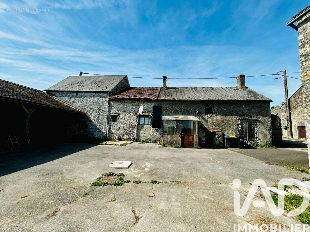 Photo 2 - Maison à ANGERVILLE