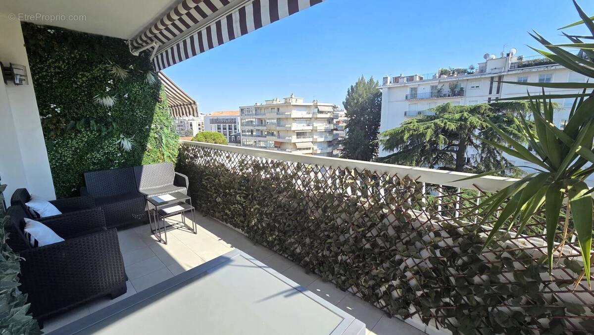 Appartement à CANNES