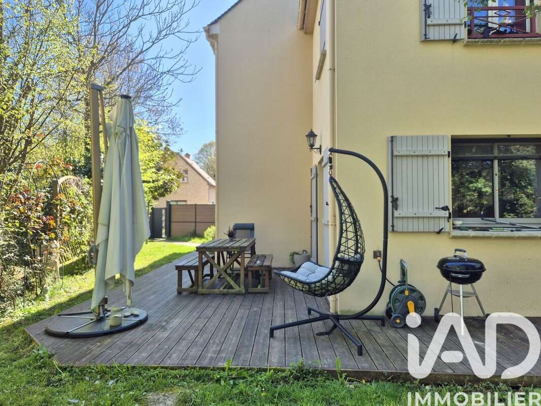 Photo 4 - Maison à HOUDAN