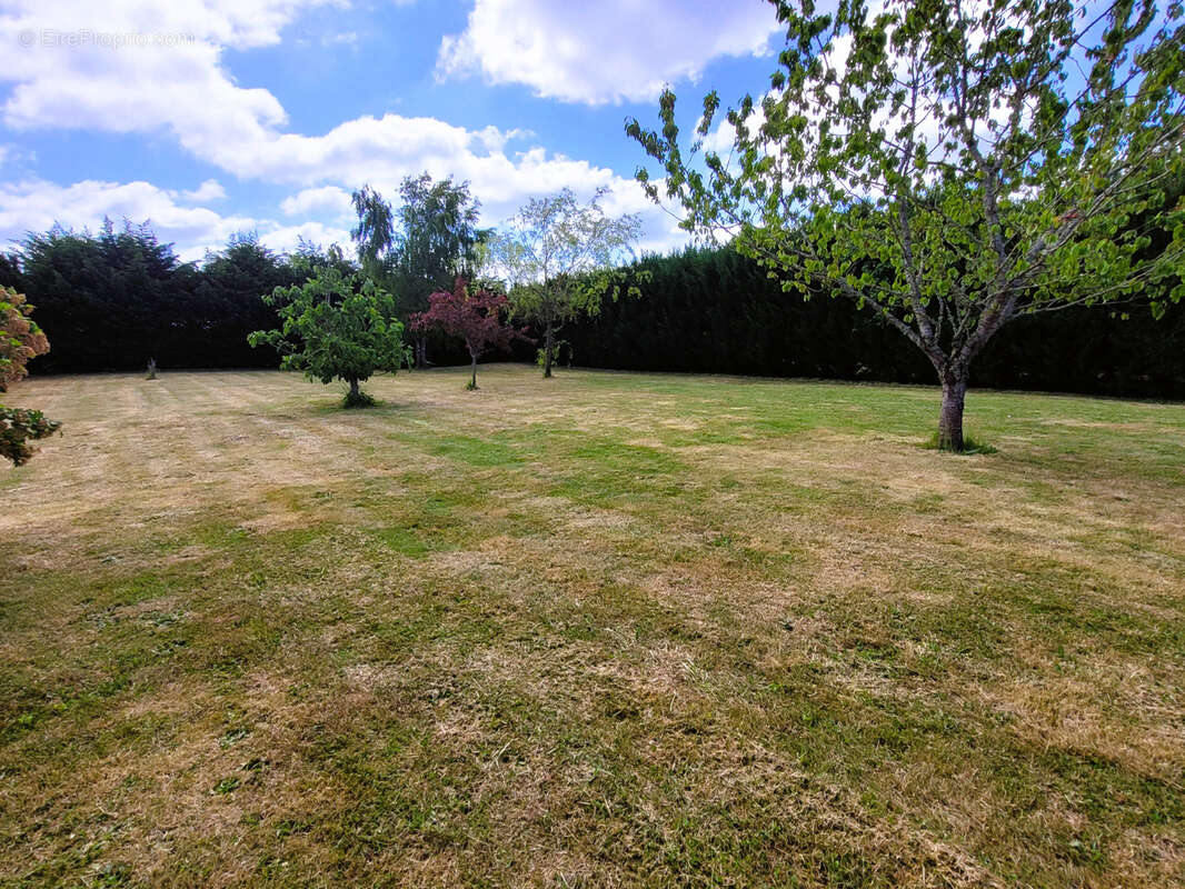 Maison à LA BOURDINIERE-SAINT-LOUP
