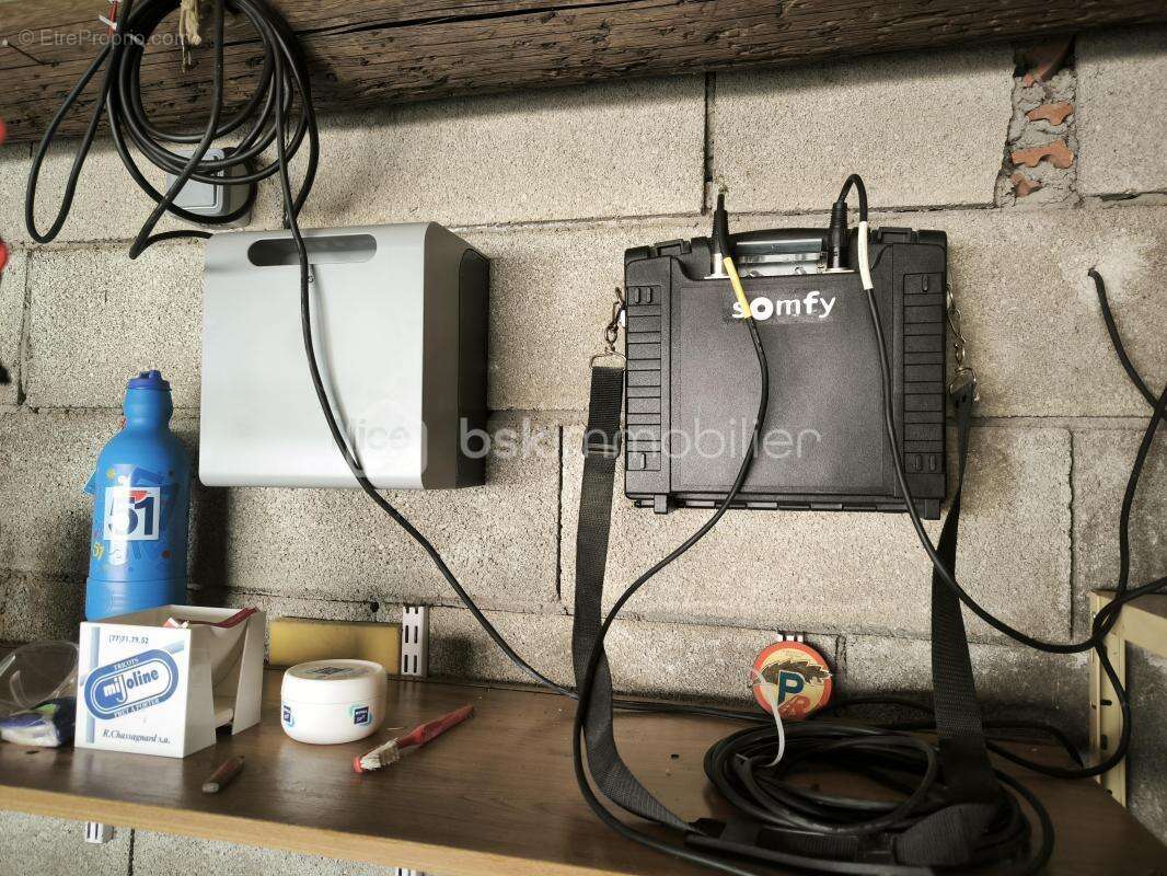 Garage 27m² - très bon état - Saint Vincent d'Olargues - photo 7