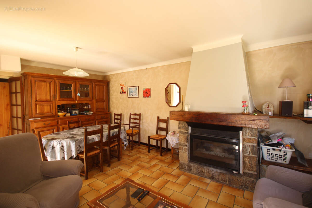 Maison à BENAIX