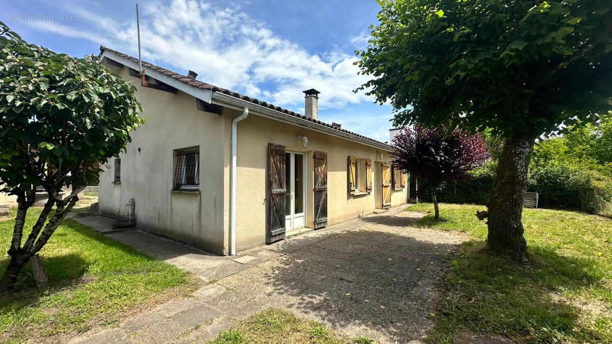 Maison à PISSOS