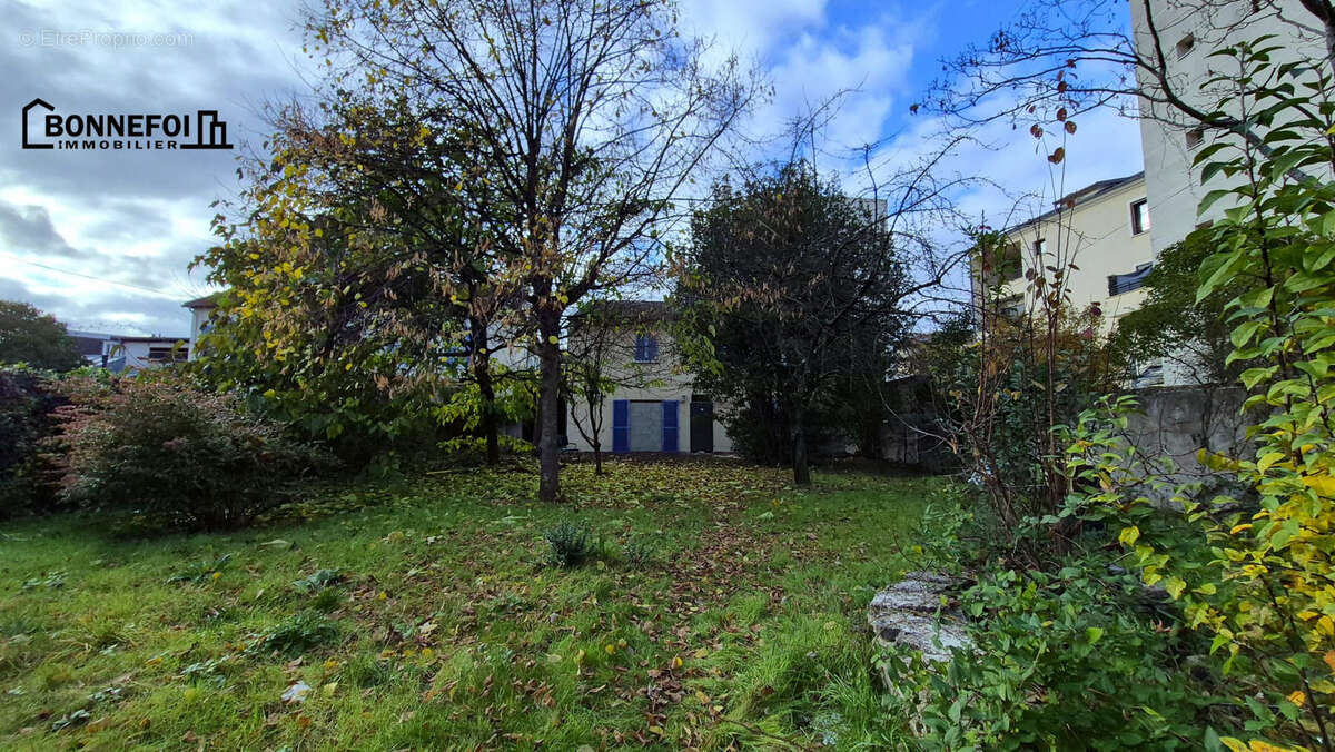 Maison à CHAMPIGNY-SUR-MARNE