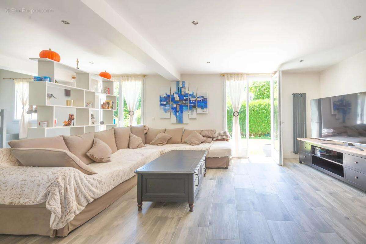 Maison familiale rénovée 4 chambres, environnement bucolique à Saint-Arnoult-en-Yvelines - photo 12