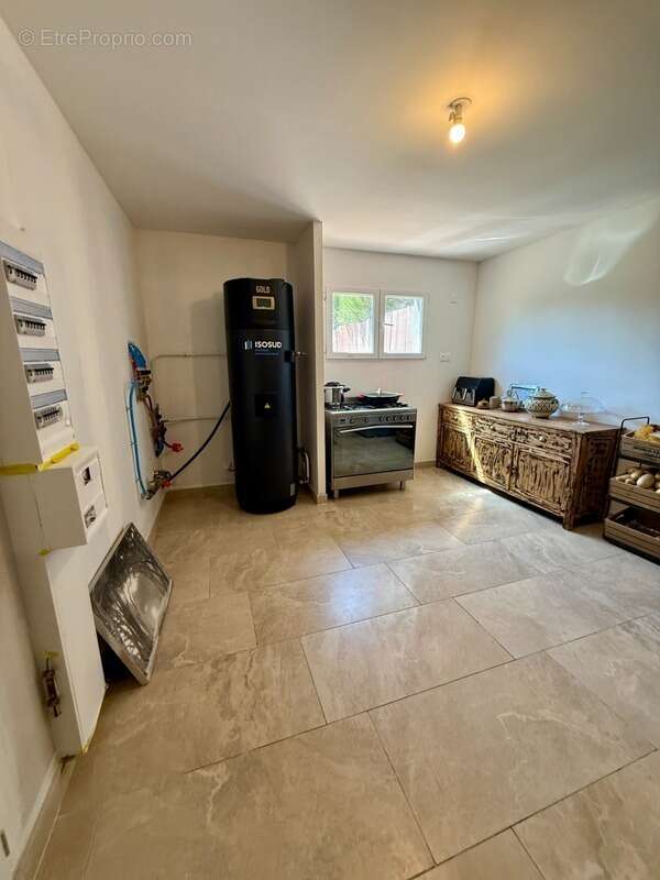 Maison à VILLEMOUSTAUSSOU