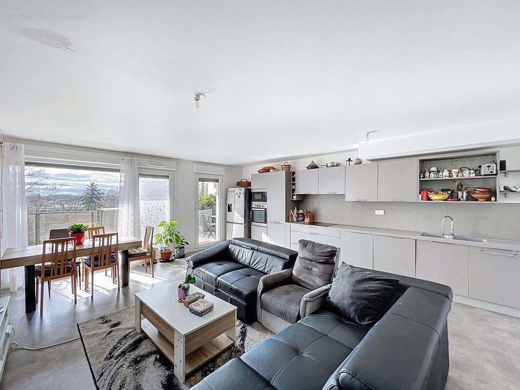 Appartement à BAGNEUX