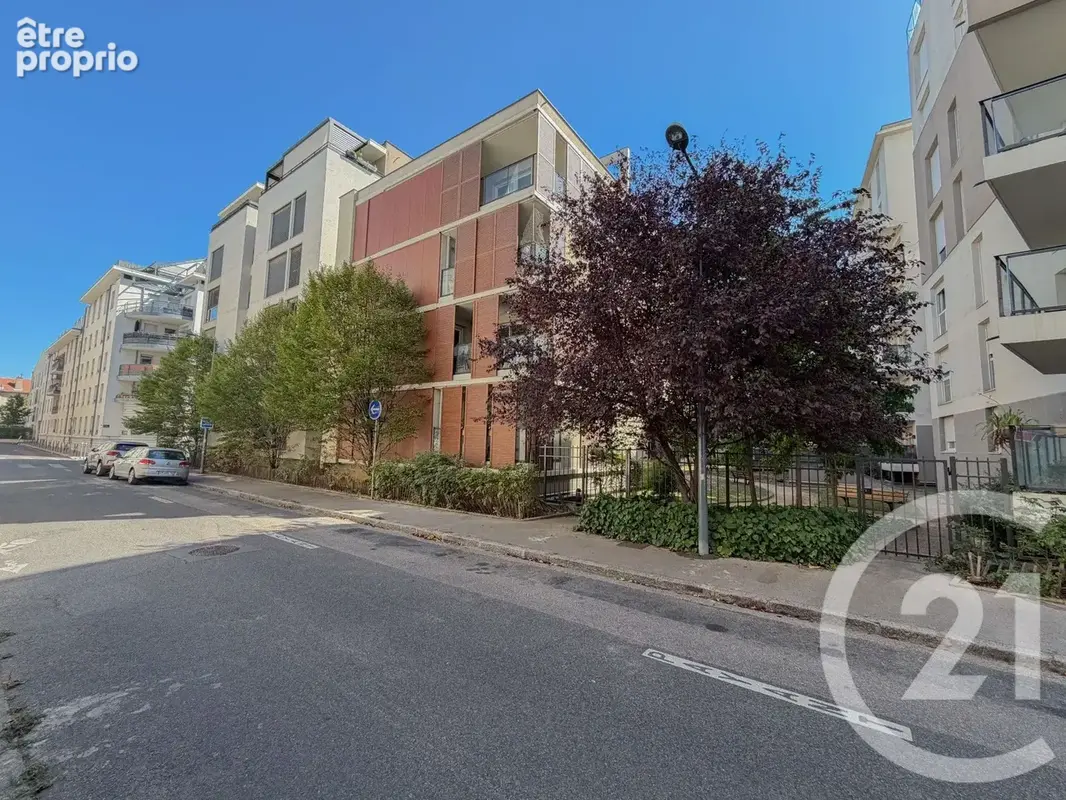 Appartement 3 pièces 61 m² à vendre à Villeurbanne (69100) - photo 9