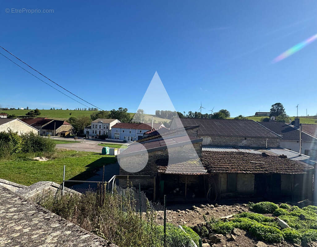 Maison à VOUTHON-BAS