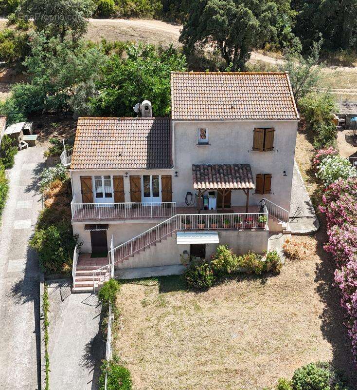 Maison 176 m² à Ajaccio  - photo 2