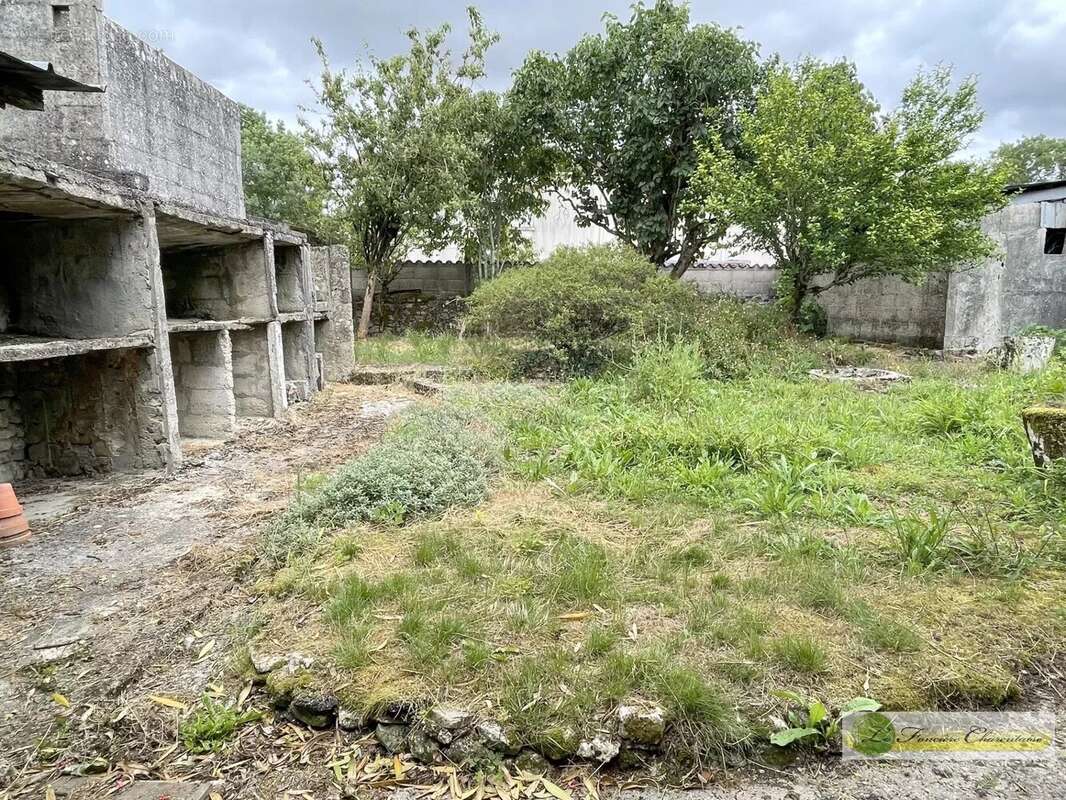 Maison 103 m² à Verdille  - photo 17