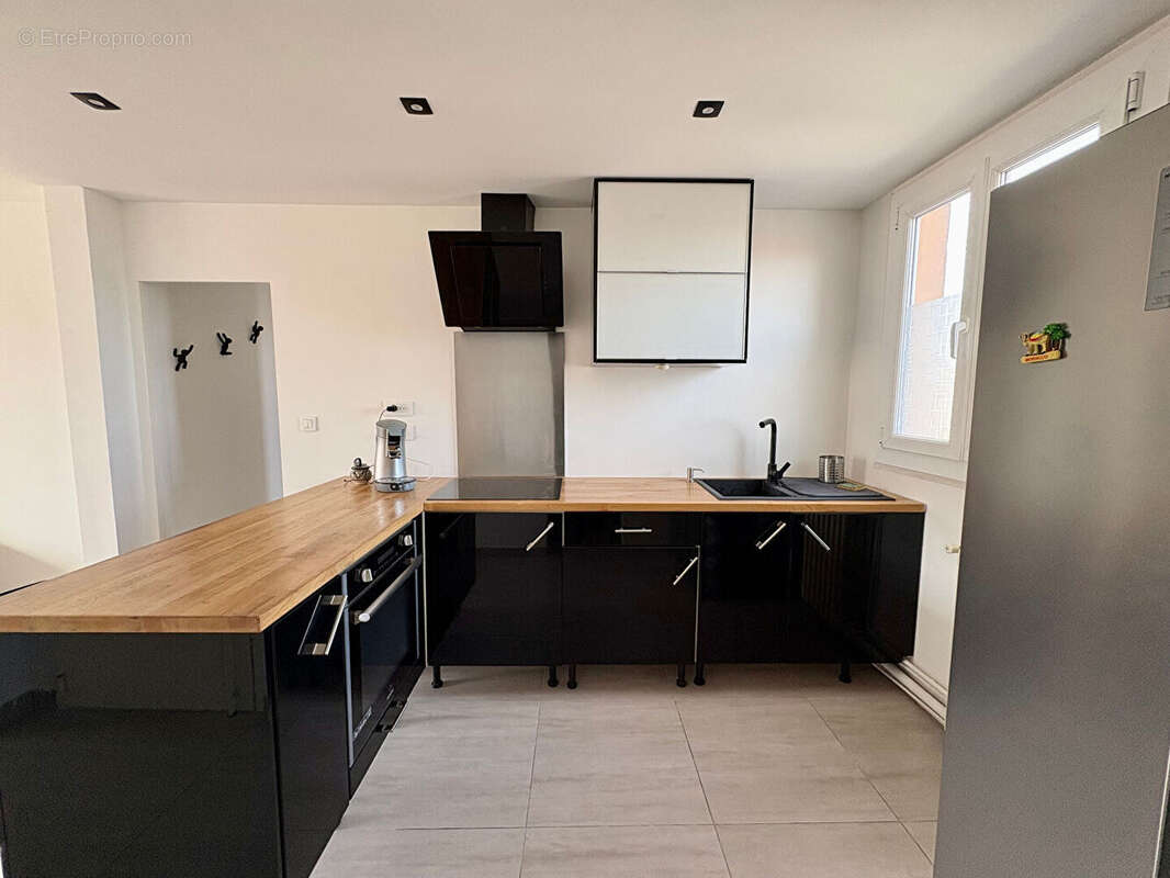 Appartement à CHATEAUNEUF-LES-MARTIGUES