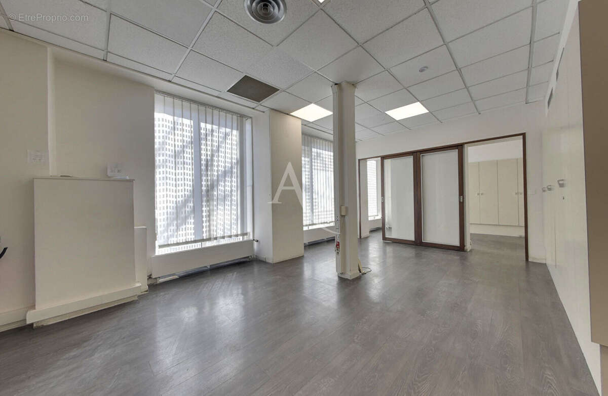 Commerce à BAGNOLET