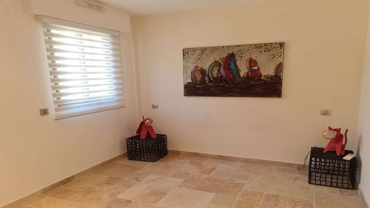 Appartement à LES ISSAMBRES