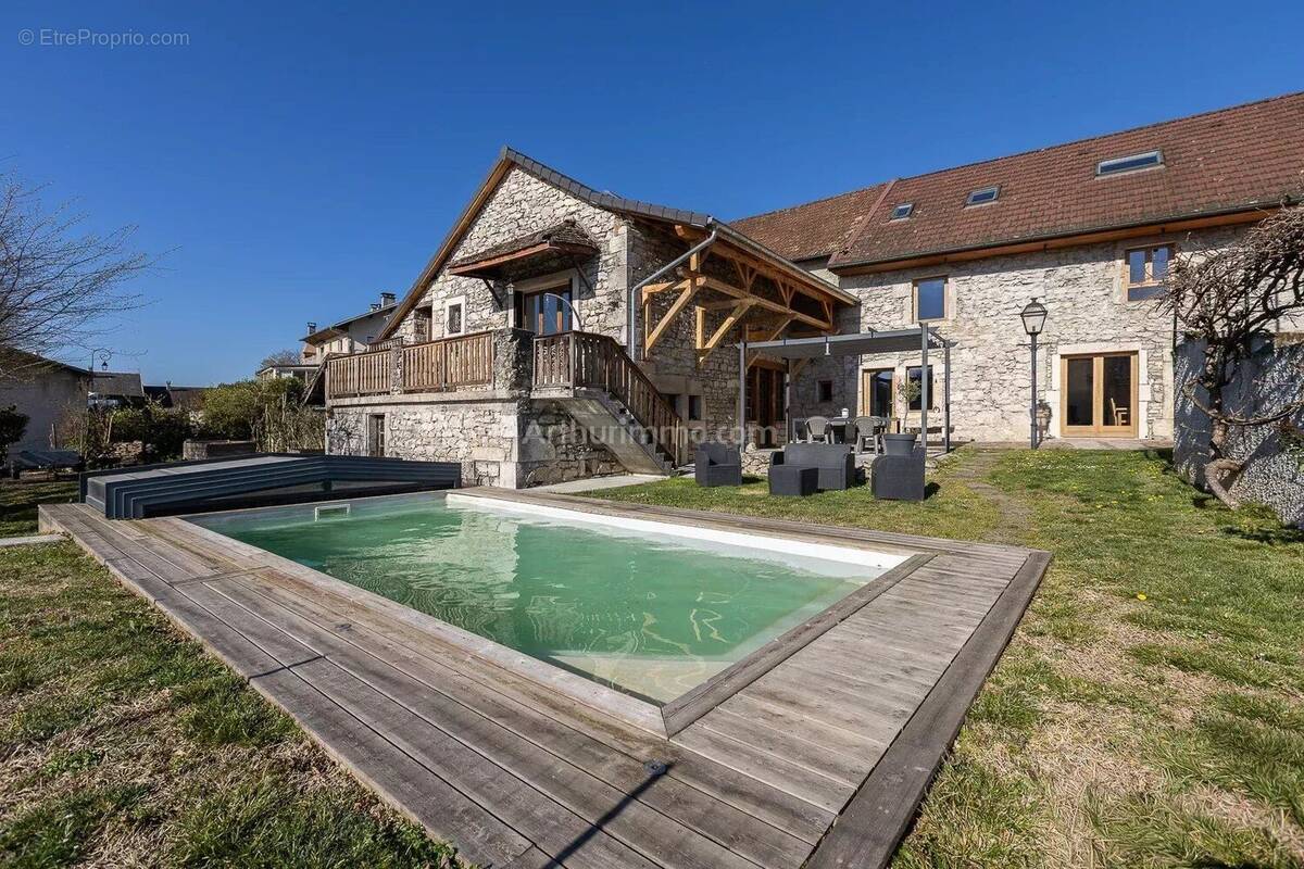 Maison à MARIGNIEU